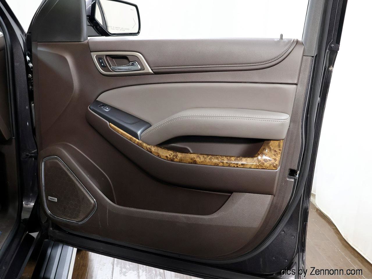 Used 2016 GMC Yukon Denali w/ Open Road Package image 33