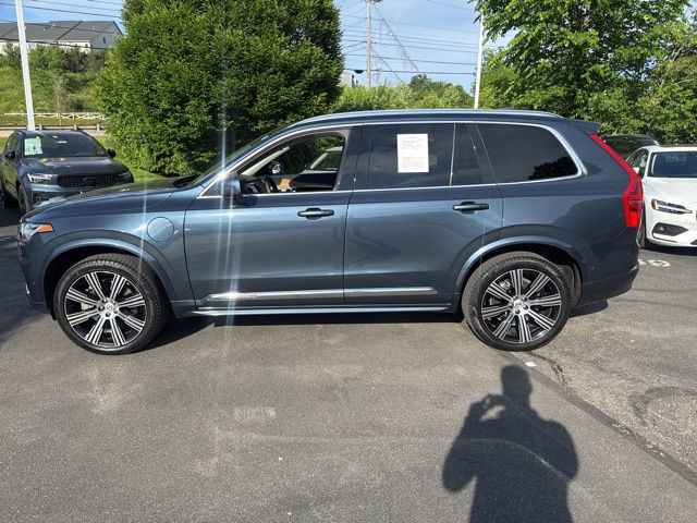Used 2023 Volvo XC90 T8 Plus w/ Protection Package AWD/4WD image 3