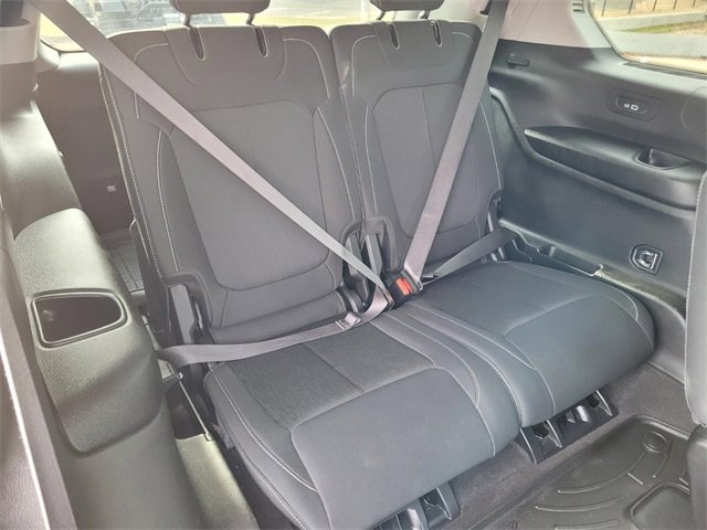 Used 2021 Jeep Grand Cherokee L Laredo w/ Luxury Tech Group I image 14