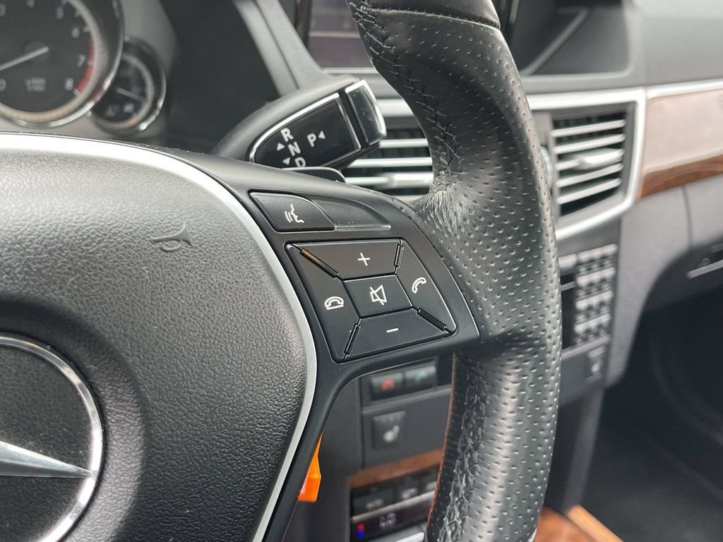 Used 2012 Mercedes-Benz E 350 4MATIC Sedan image 26