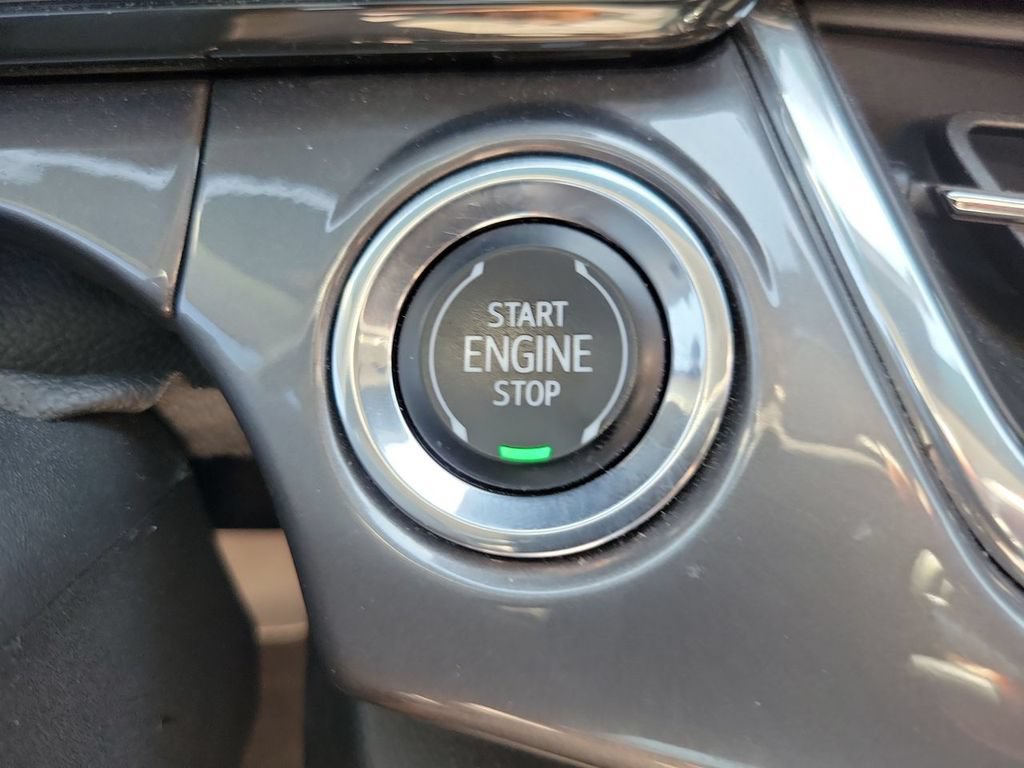 Used 2024 Chevrolet Trax ACTIV w/ Sunroof Package FWD image 16