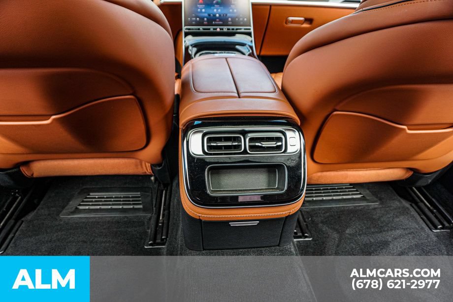 Used 2022 Mercedes-Benz S 580 4MATIC Sedan w/ AMG Line Package image 30