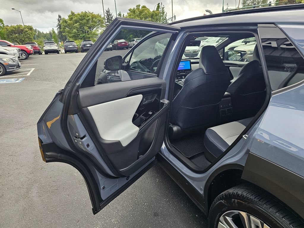 Used 2023 Subaru Solterra AWD image 15