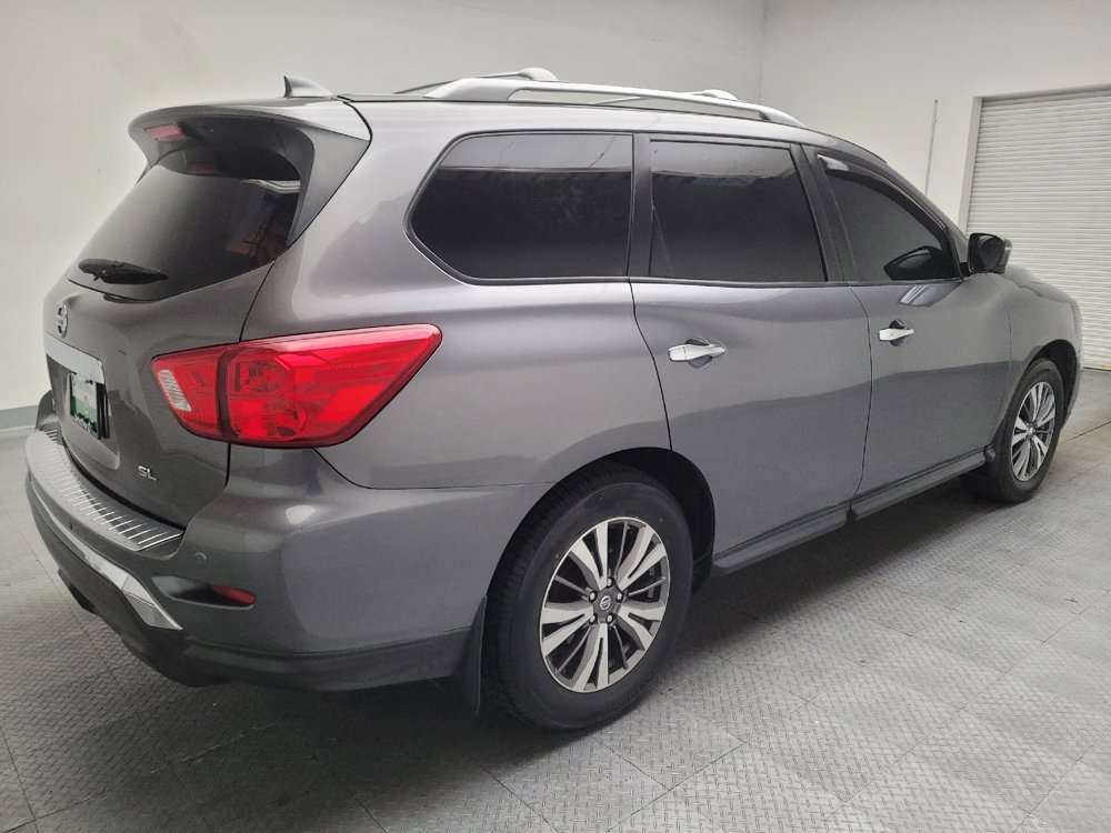 Used 2019 Nissan Pathfinder SL w/ Cargo Package FWD image 9