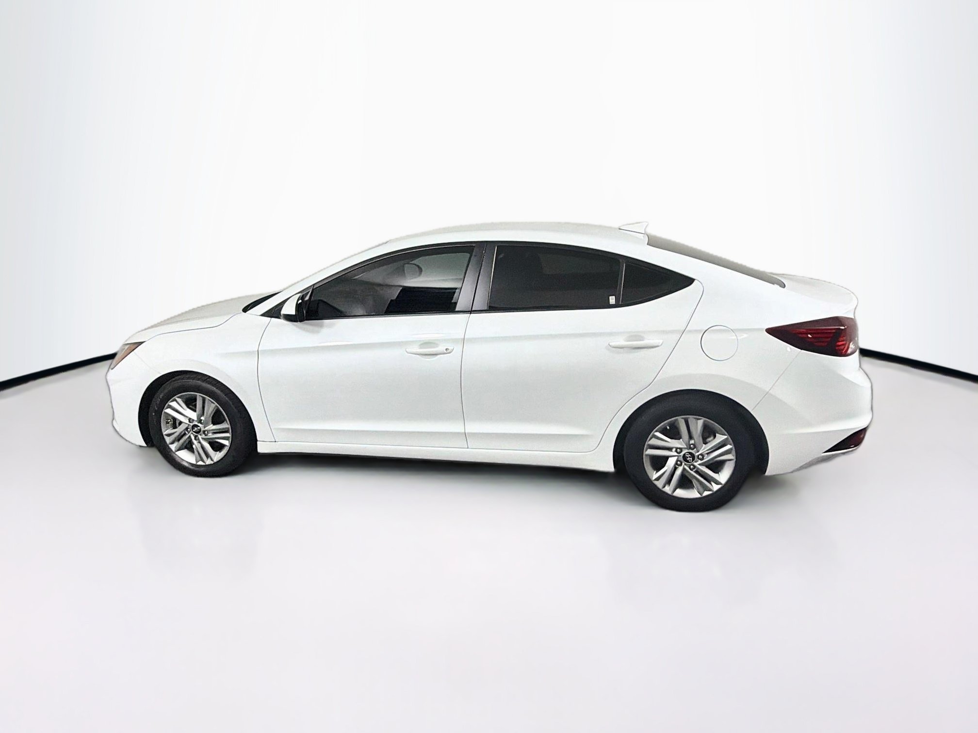 Used 2020 Hyundai Elantra SEL w/ Cargo Package (C1) FWD image 4