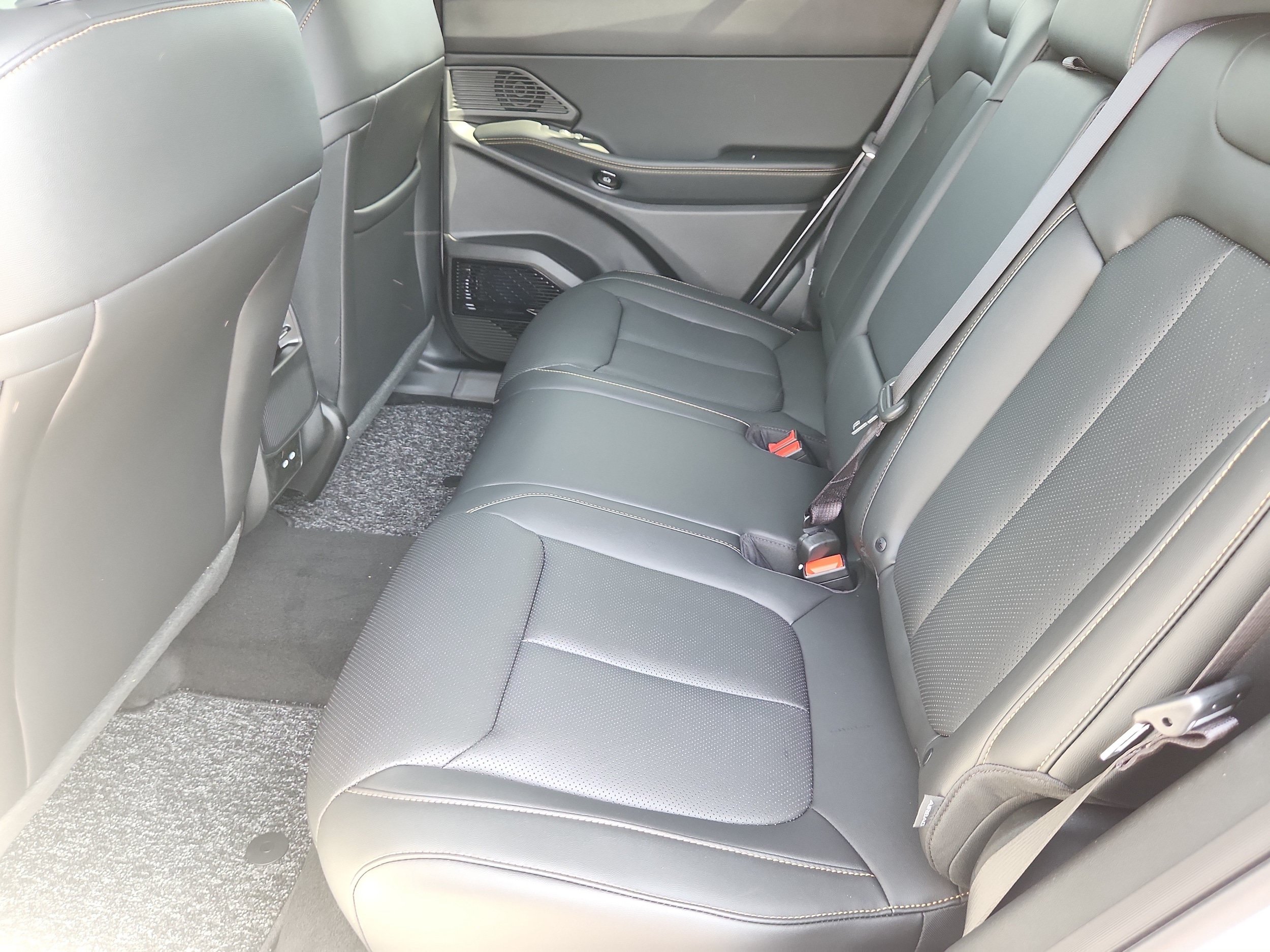 New 2026 Jeep Cherokee Limited AWD/4WD image 13