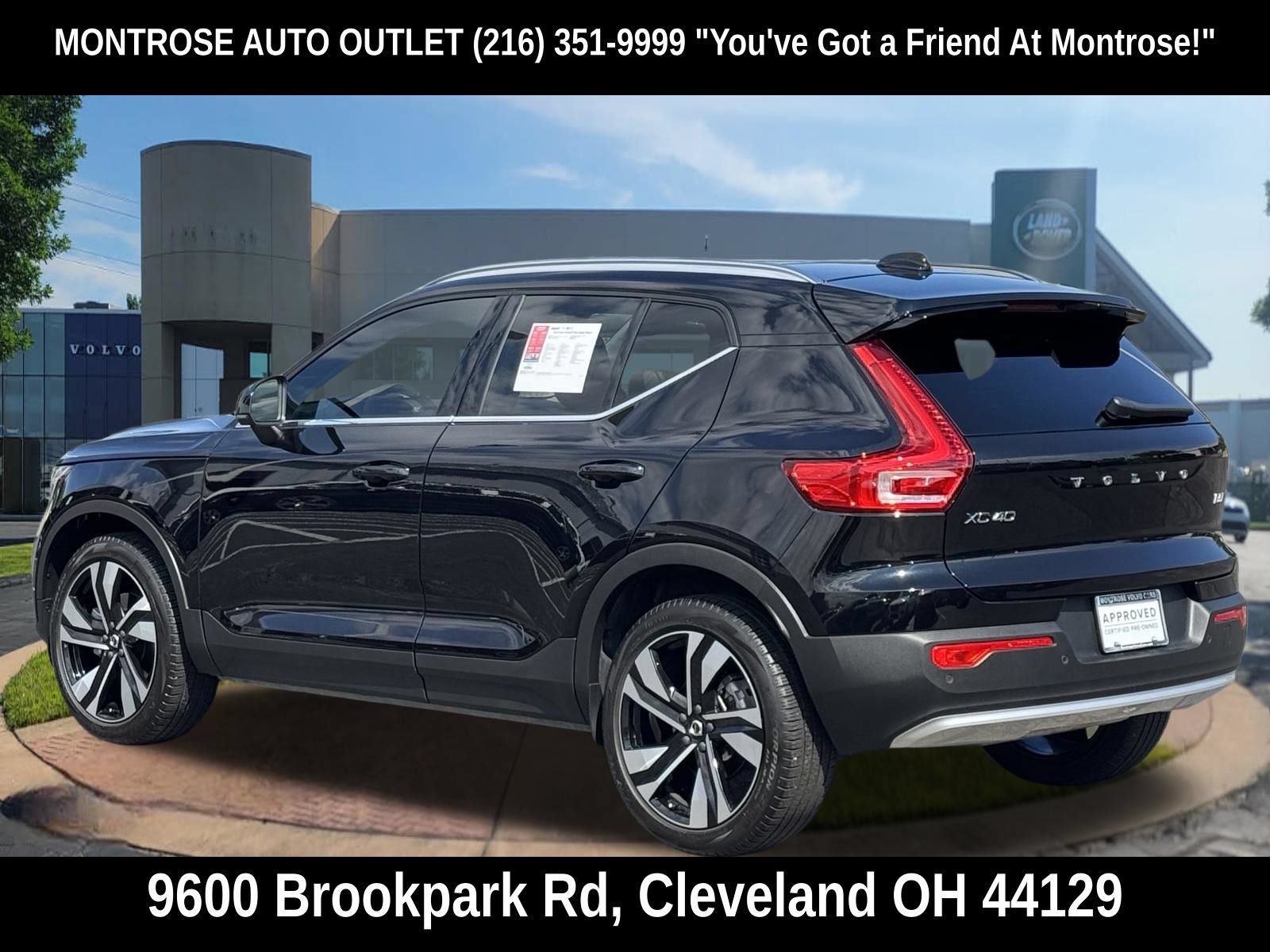 Certified 2023 Volvo XC40 B5 Plus w/ Protection Package Premier AWD/4WD image 7