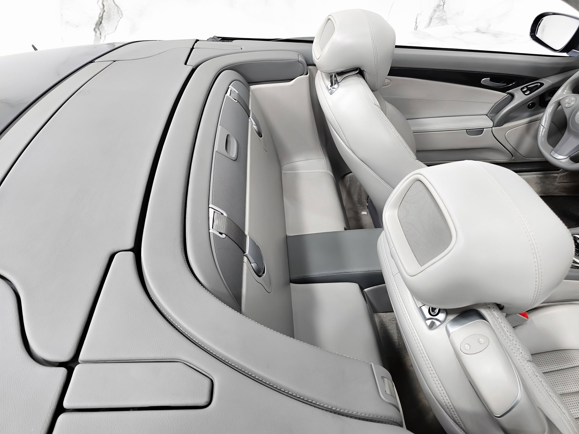 Used 2012 Mercedes-Benz SL 63 AMG image 18