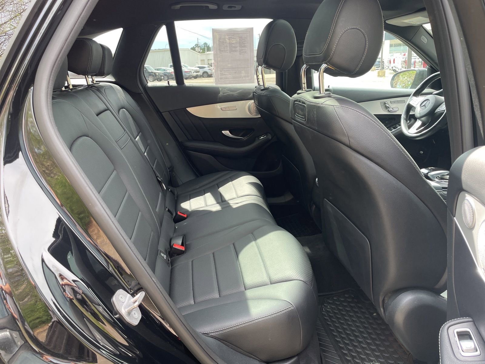 Used 2019 Mercedes-Benz GLC 300 4MATIC image 26