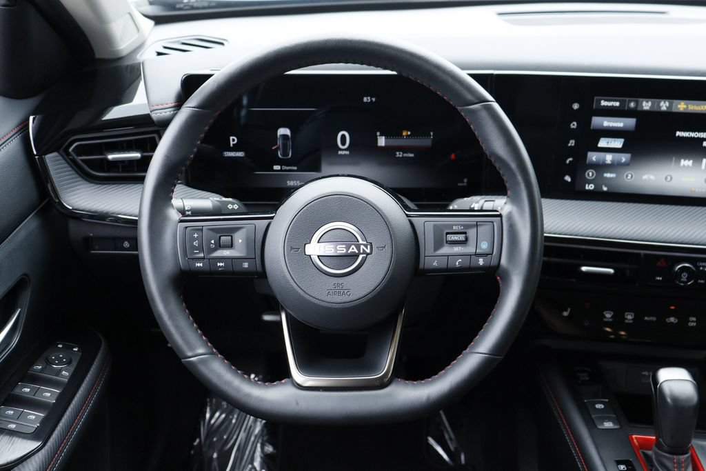 Used 2025 Nissan Kicks SR w/ SR Premium Package AWD/4WD image 24
