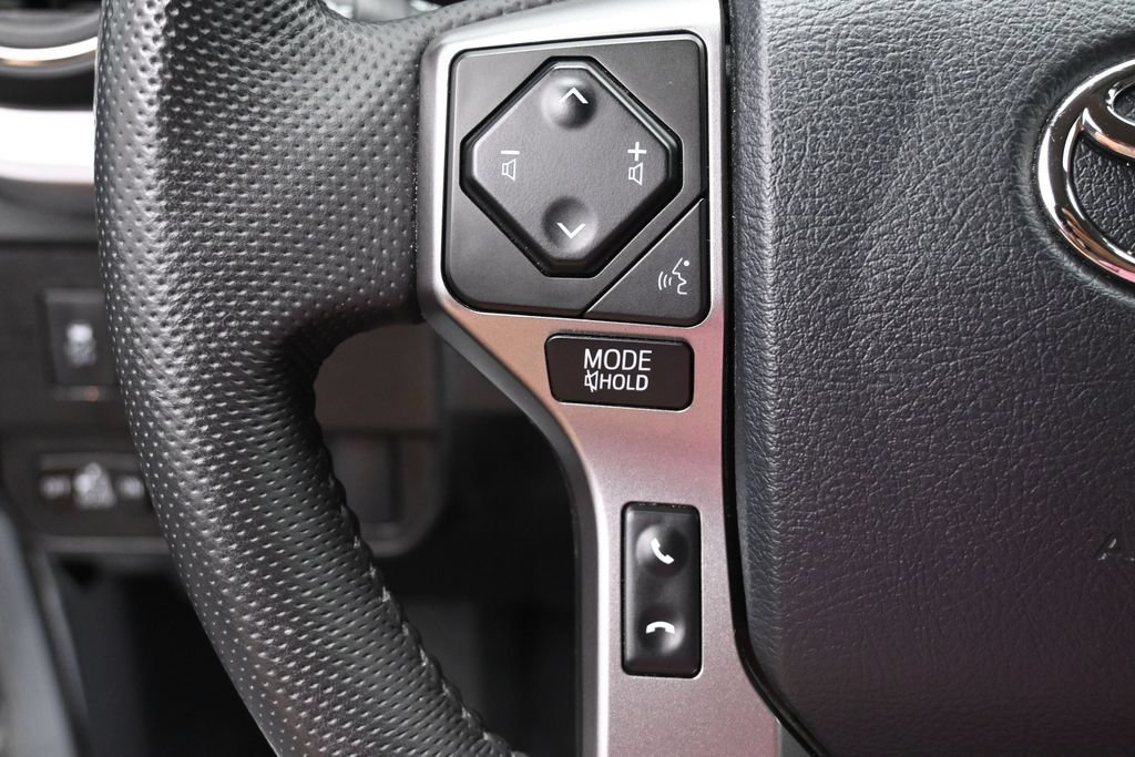 Used 2023 Toyota Tacoma SR5 AWD/4WD image 17