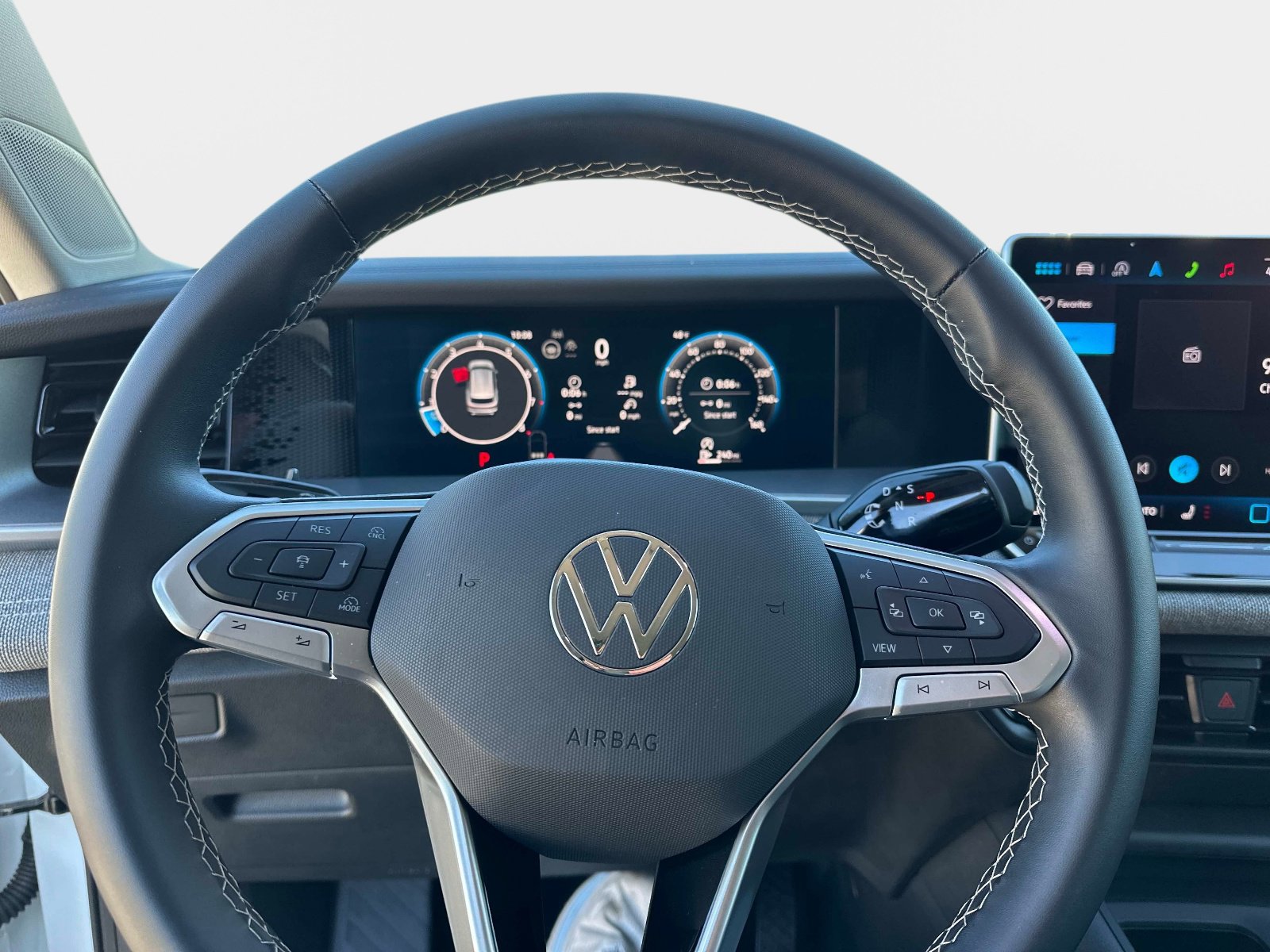 Certified 2025 Volkswagen Tiguan S image 23