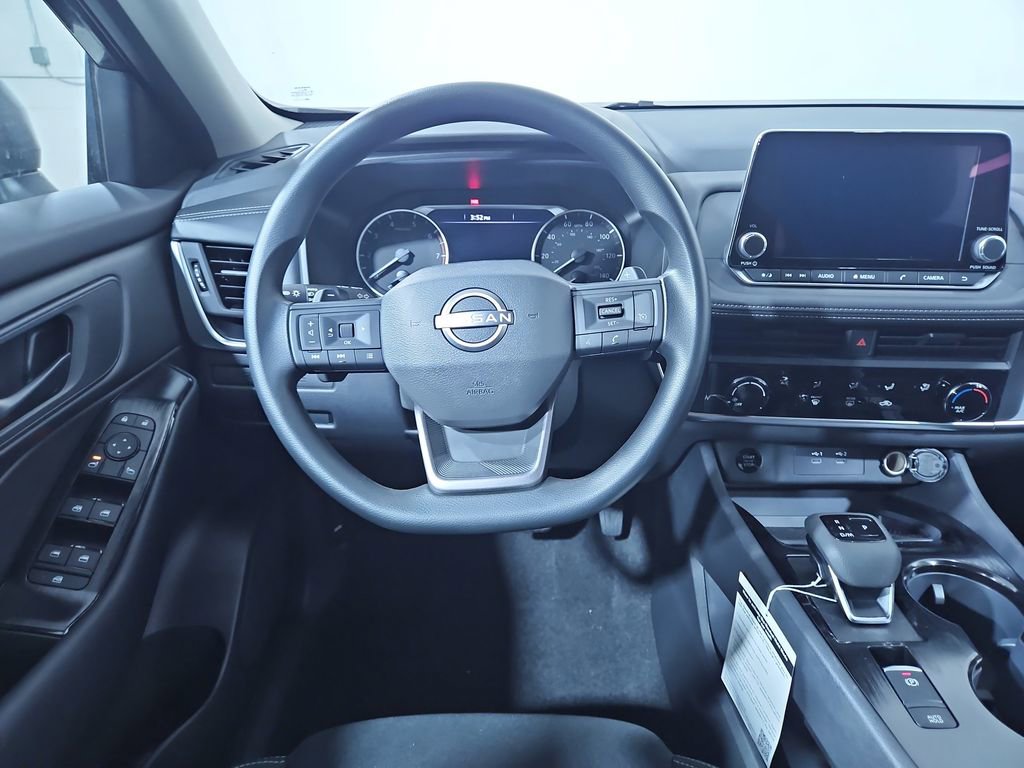 New 2025 Nissan Rogue S image 13