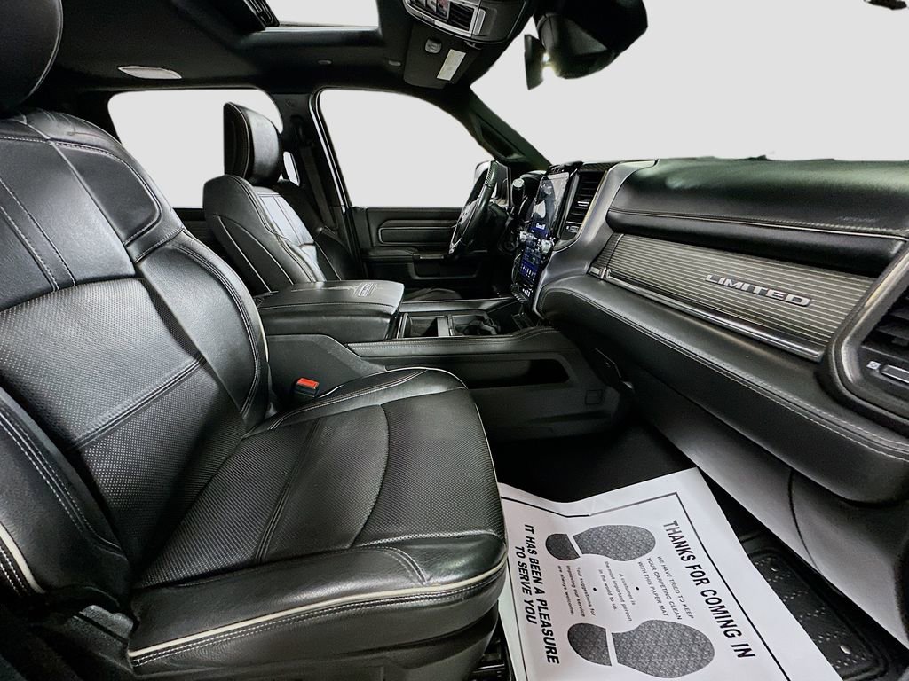 Used 2020 RAM 3500 Limited image 29