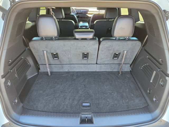 Used 2026 Buick Enclave Preferred FWD image 13