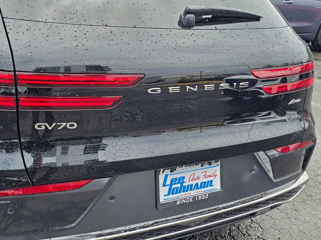 New 2026 Genesis GV70 2.5T Advanced w/ G1 Accessory Package AWD/4WD image 25