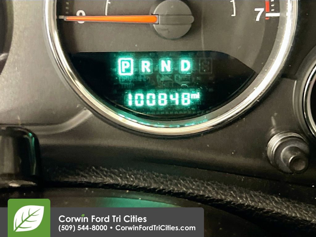 Used 2016 Jeep Wrangler Unlimited Rubicon w/ Connectivity Group AWD/4WD image 2