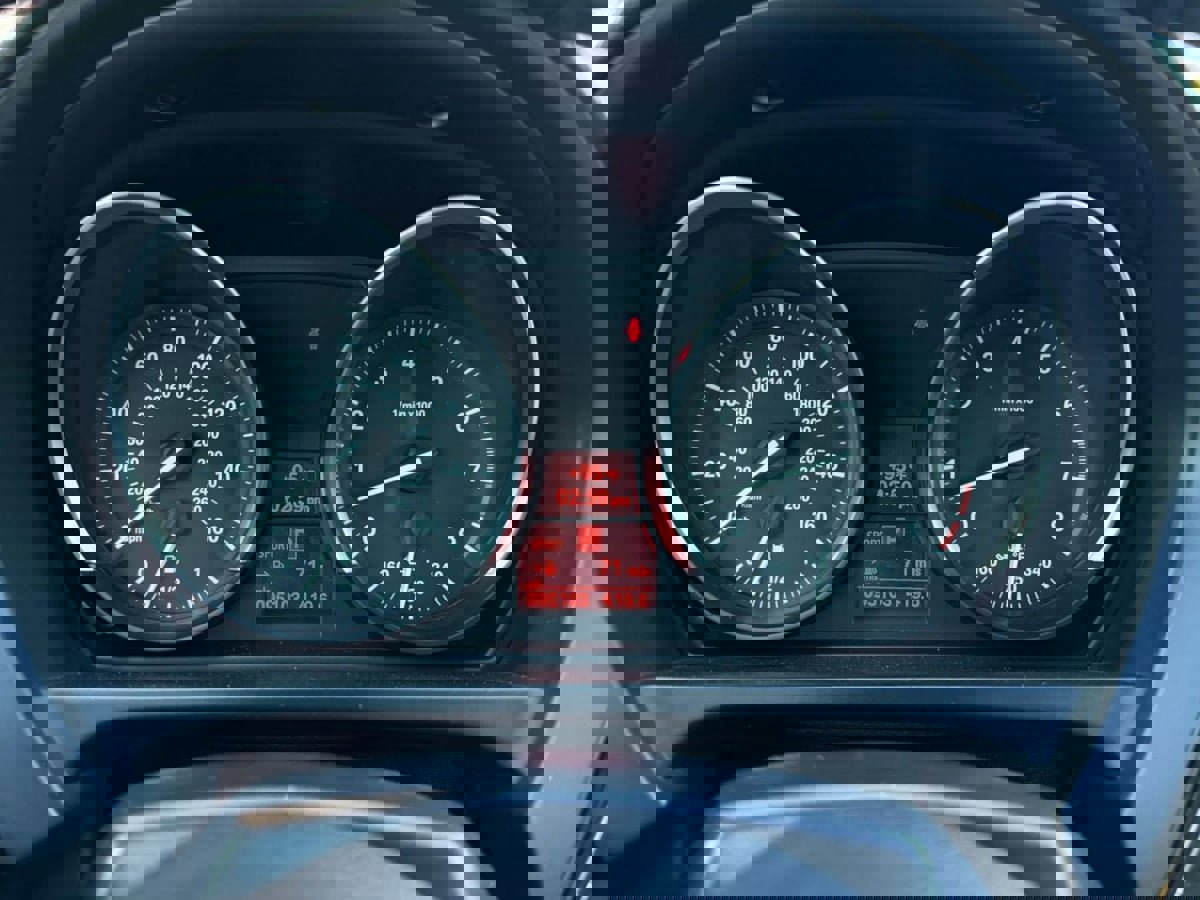 Used 2011 BMW Z4 sDrive35i image 60