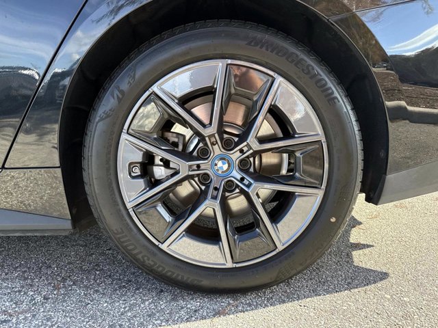 Used 2024 BMW i4 eDrive40 w/ Premium Package image 10