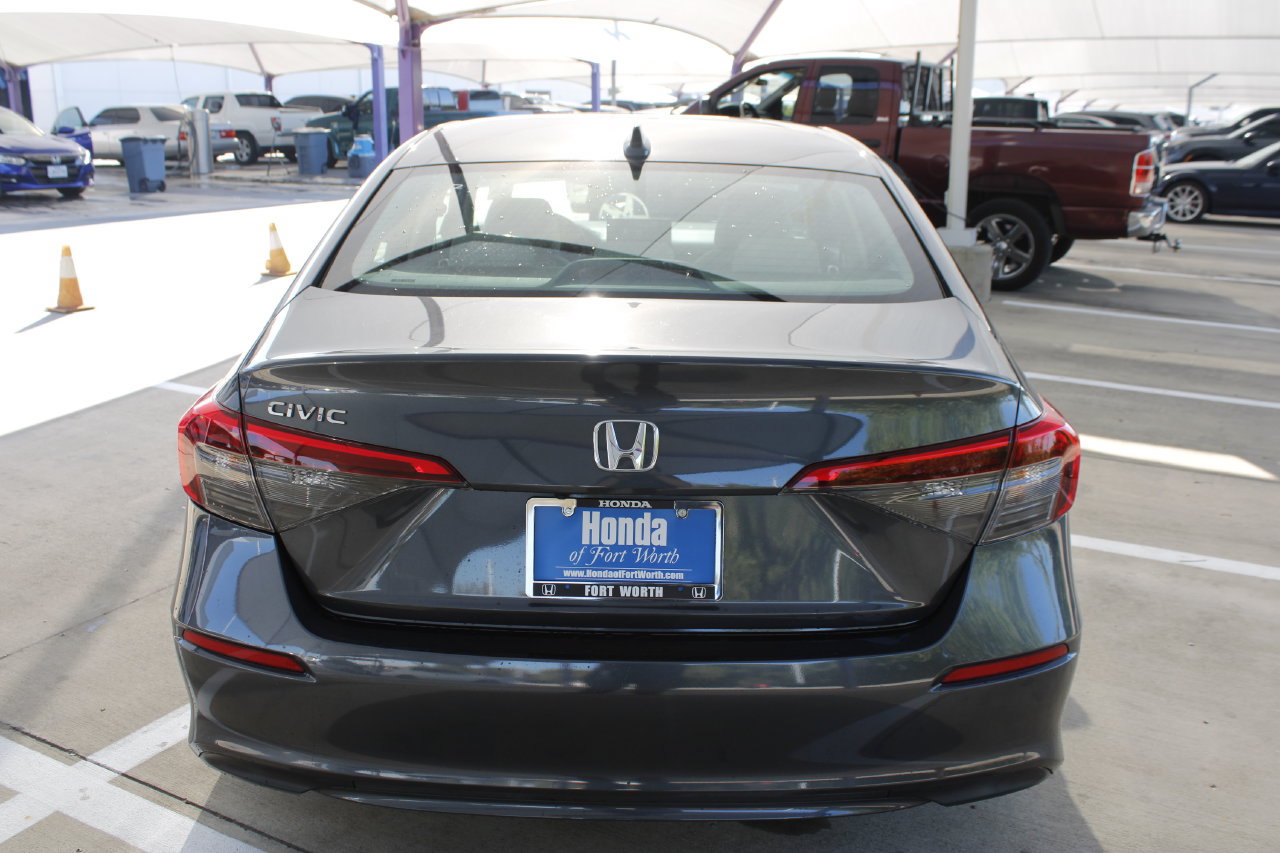 Used 2024 Honda Civic EX image 4