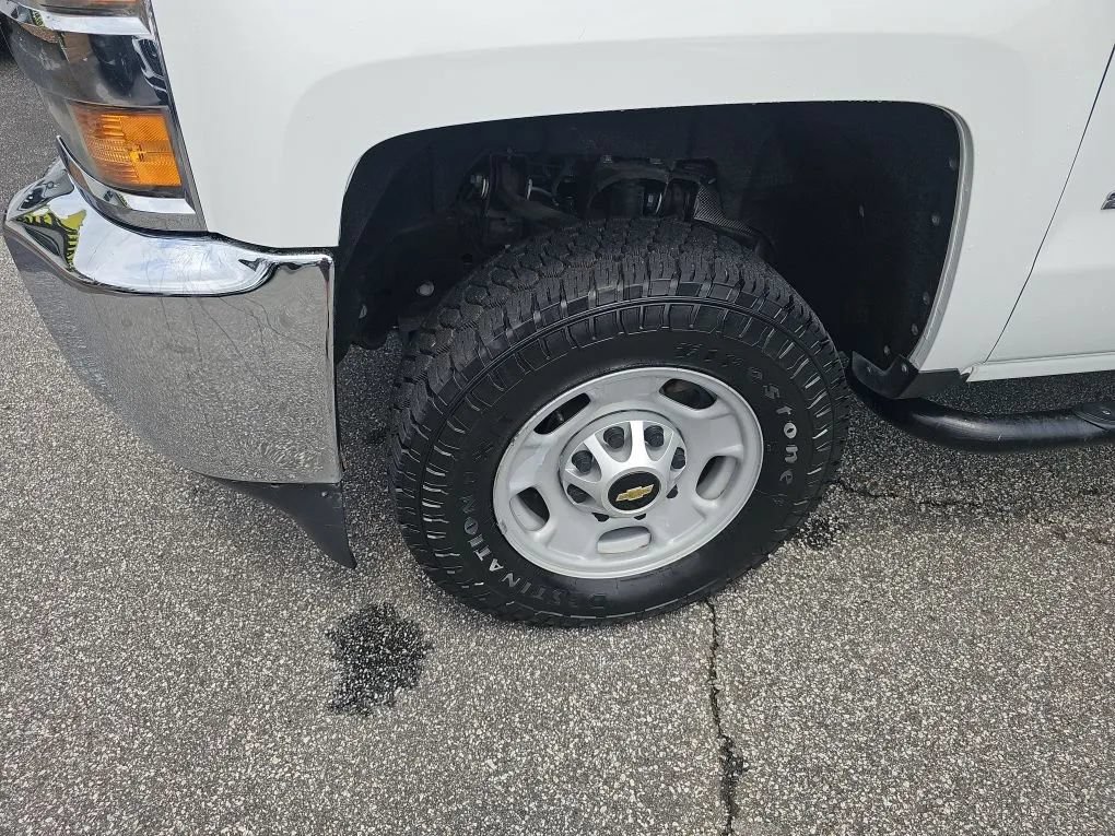 Used 2015 Chevrolet Silverado 2500 W/T RWD image 9
