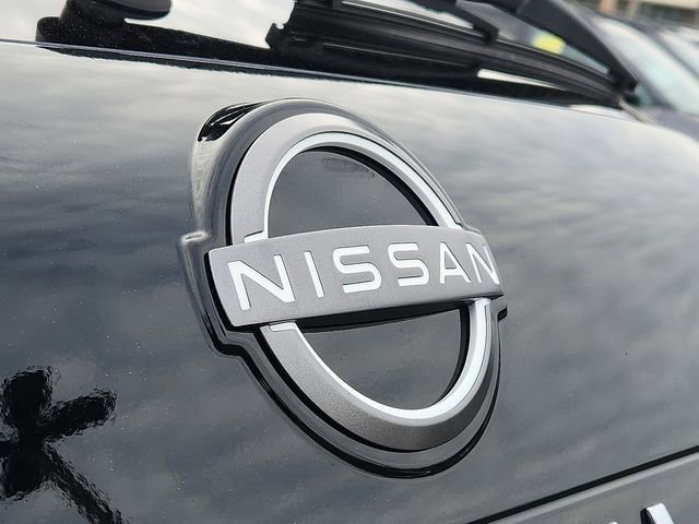 Used 2022 Nissan Rogue SV image 29