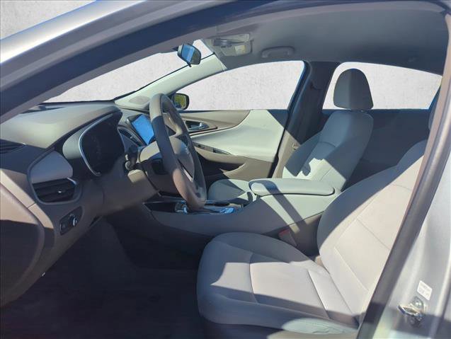 Used 2019 Chevrolet Malibu LS w/ Driver Confidence Package II image 16