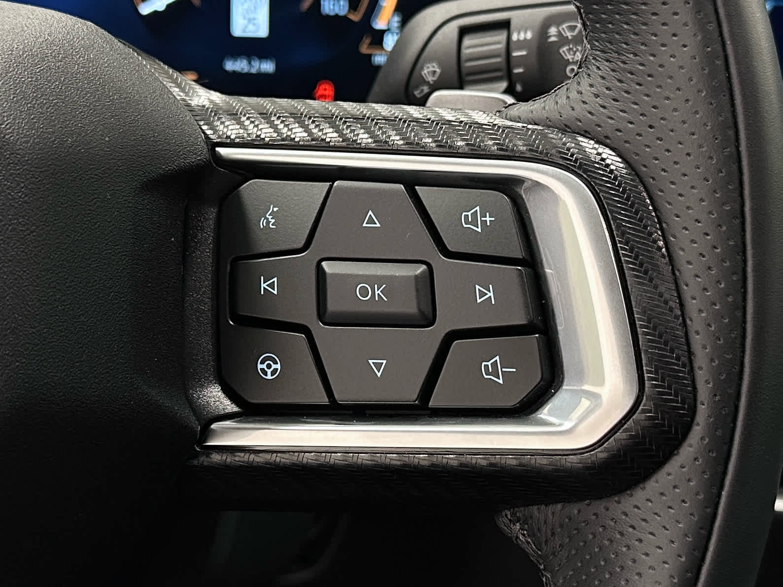 Used 2025 Ford Mustang GT Premium image 22