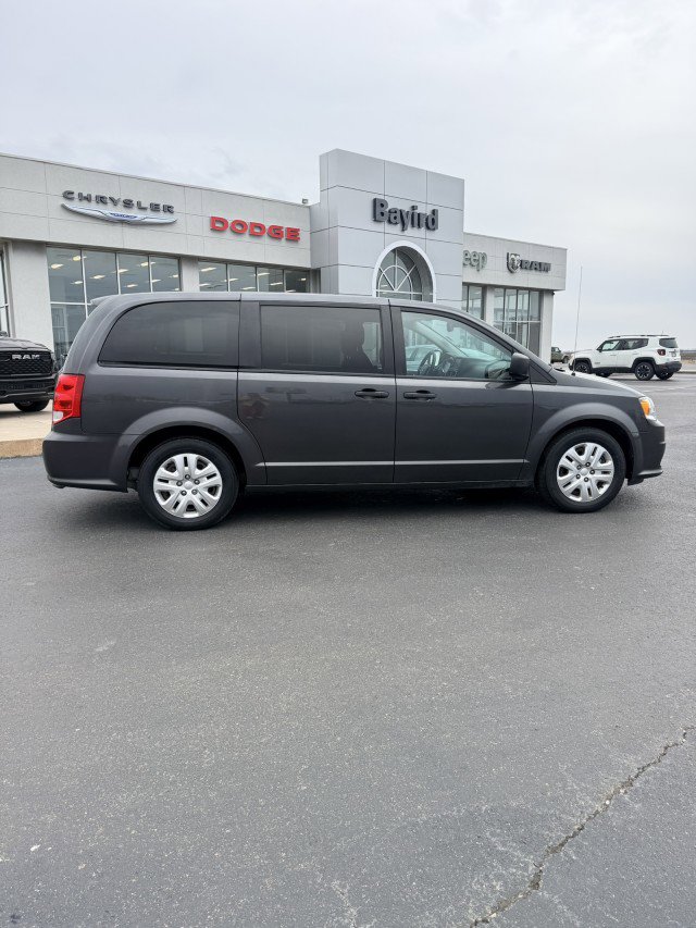 Used 2019 Dodge Grand Caravan SE w/ UConnect Hands-Free Group image 7