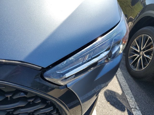 Used 2024 Toyota Corolla Cross LE w/ Moonroof Package FWD image 7