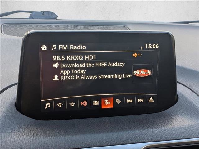 Used 2018 MAZDA MAZDA3 Touring image 13