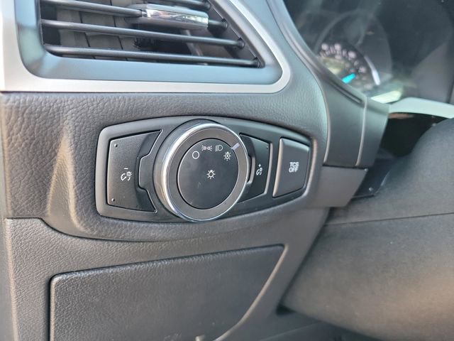 Used 2024 Ford Edge SEL AWD/4WD image 30
