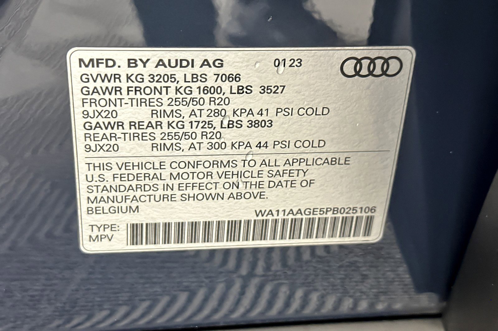 Certified 2023 Audi e-tron Premium w/ Convenience Plus Package AWD/4WD image 27