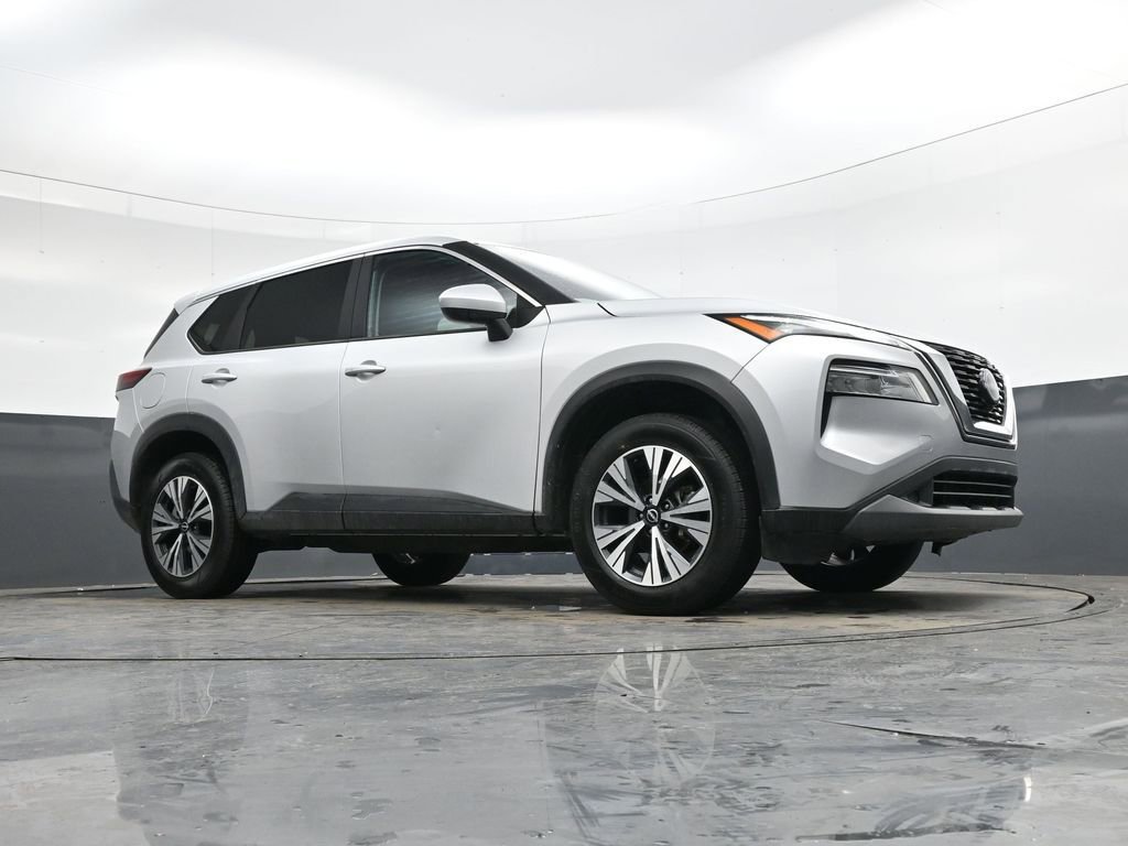 Used 2023 Nissan Rogue SV image 36
