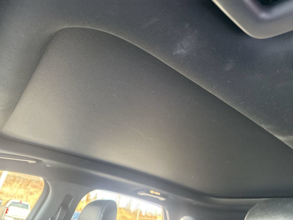 Used 2022 Ford Edge ST w/ Equipment Group 401A AWD/4WD image 11