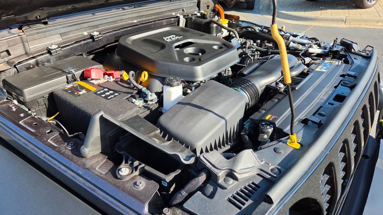 Used 2023 Jeep Wrangler Unlimited w/ Cold Weather Group image 20