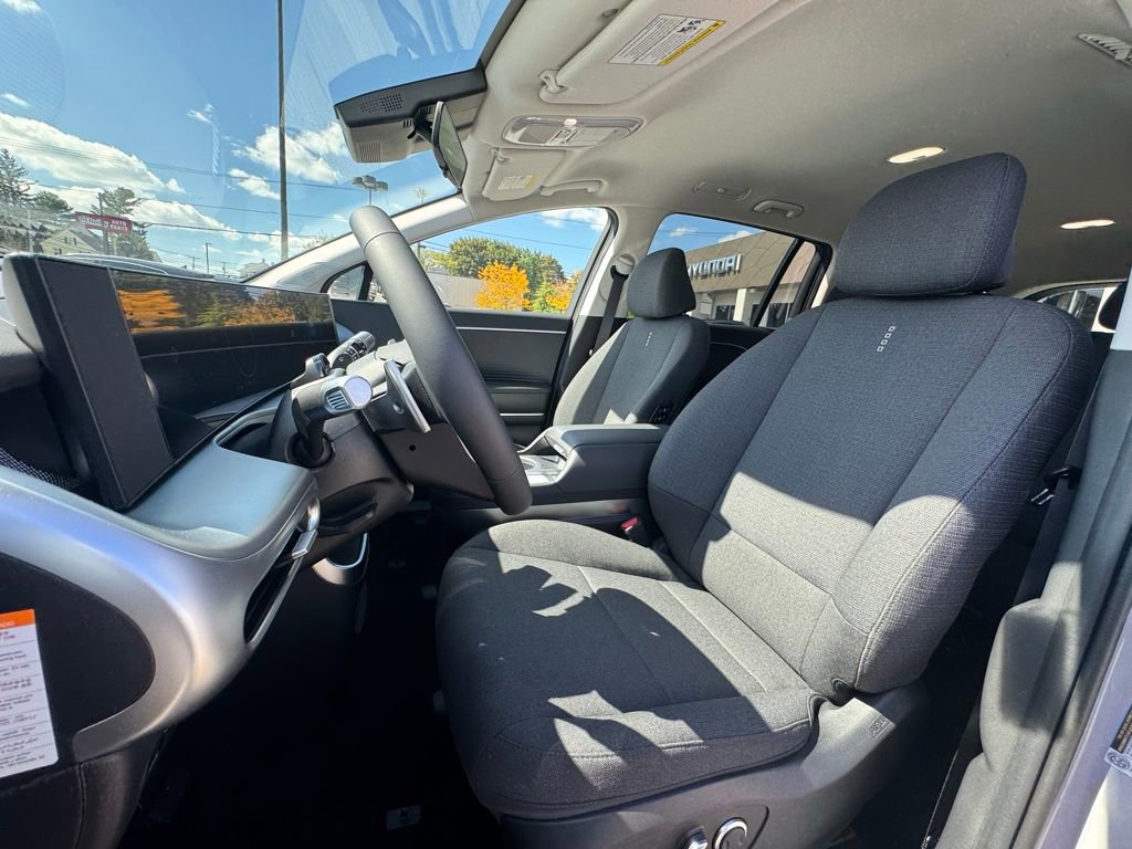 New 2026 Hyundai Ioniq 9 SE AWD/4WD image 18