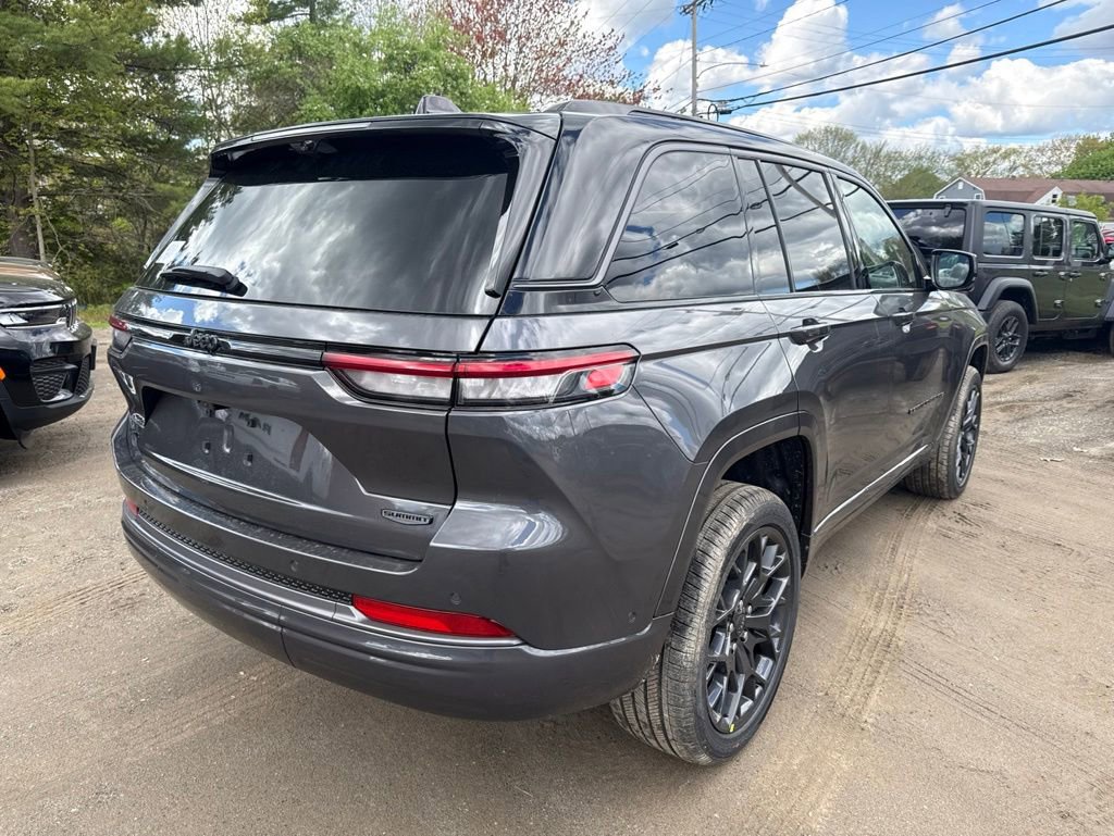 New 2026 Jeep Grand Cherokee Summit AWD/4WD image 5