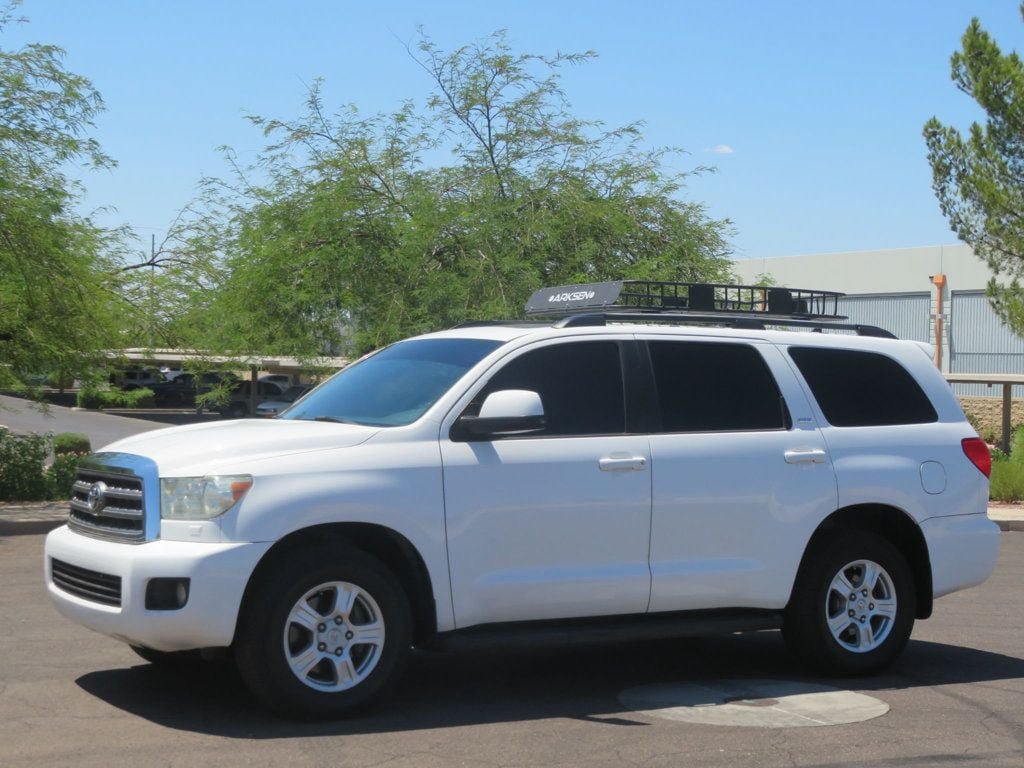 Used 2015 Toyota Sequoia SR5 AWD/4WD image 1