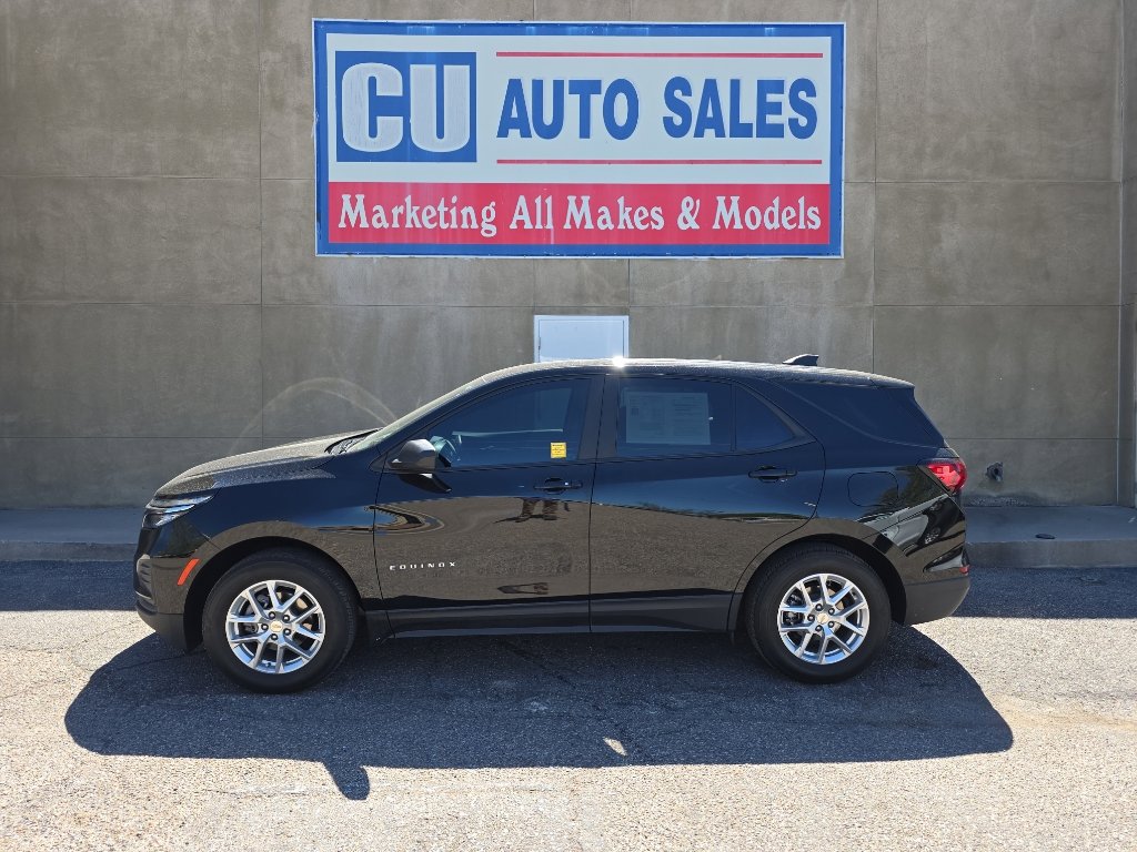 Used 2023 Chevrolet Equinox LS w/ LS Convenience Package image 8
