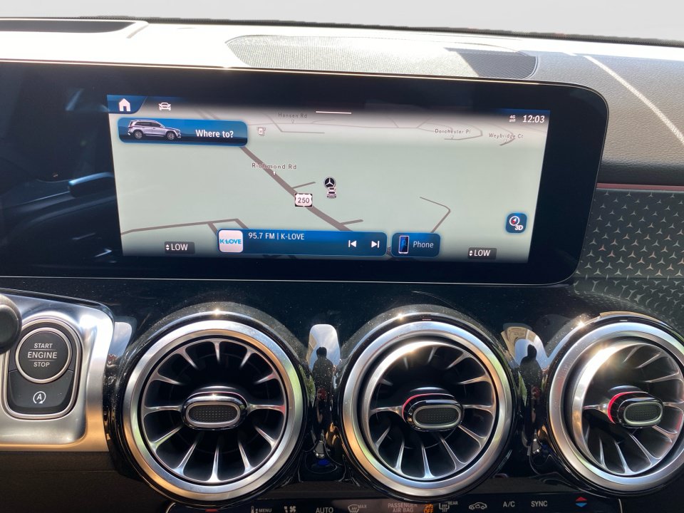 New 2026 Mercedes-Benz GLB 35 AMG 4MATIC image 17