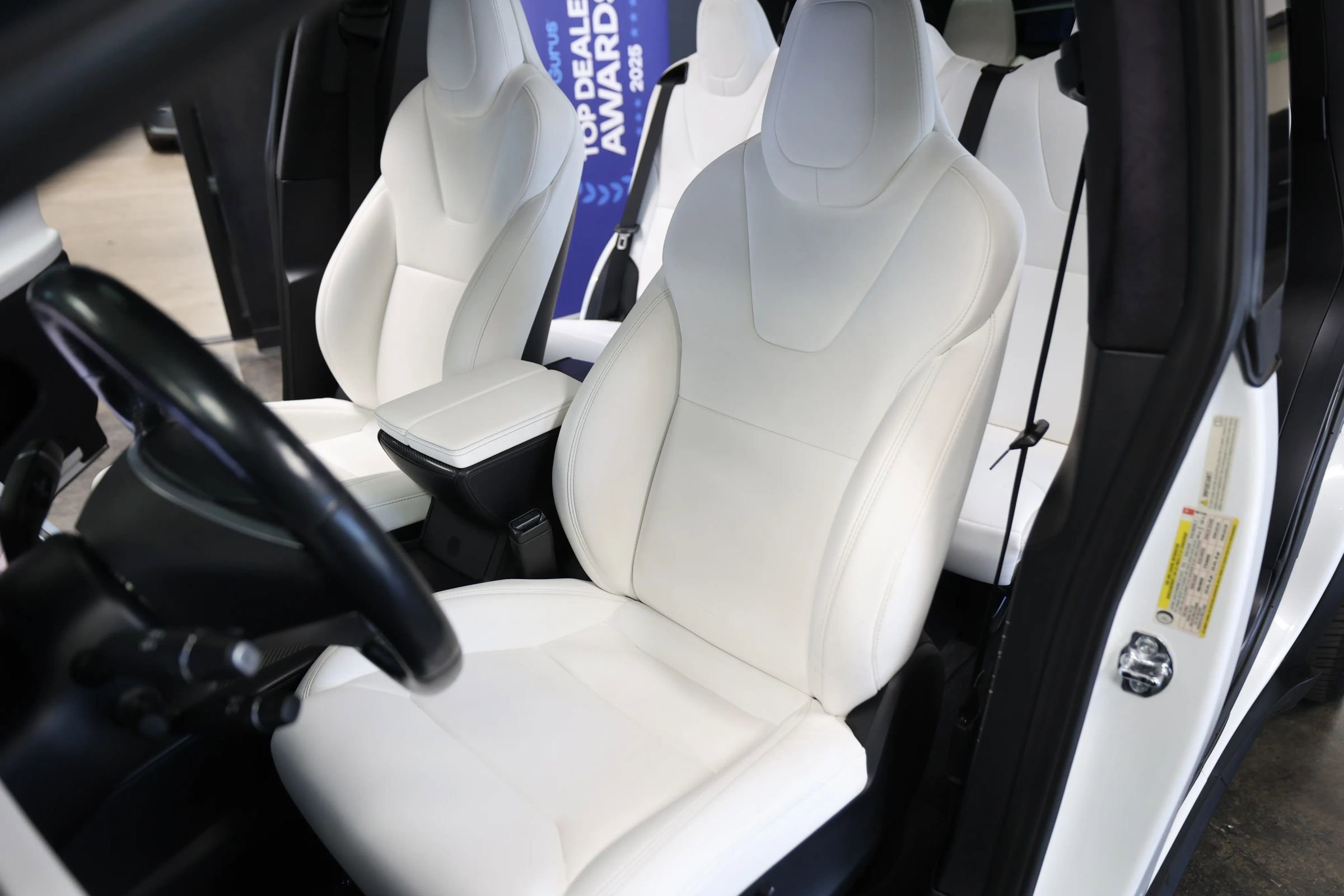 Used 2017 Tesla Model X P100D image 27