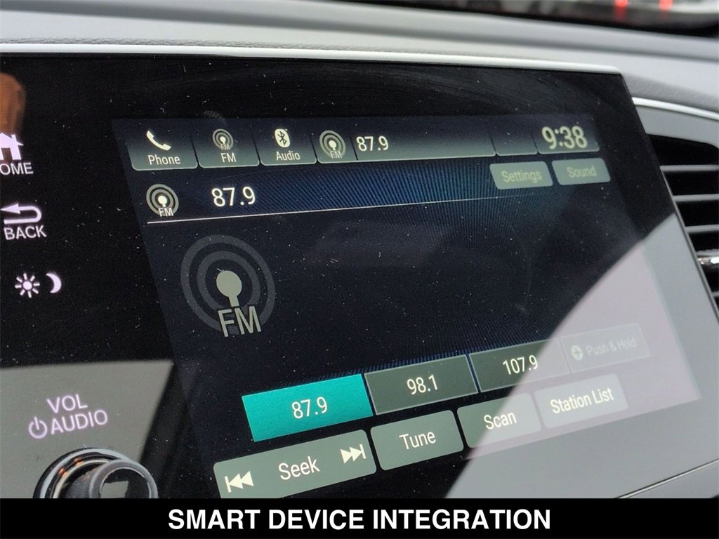 Used 2025 Honda Passport EX-L image 7
