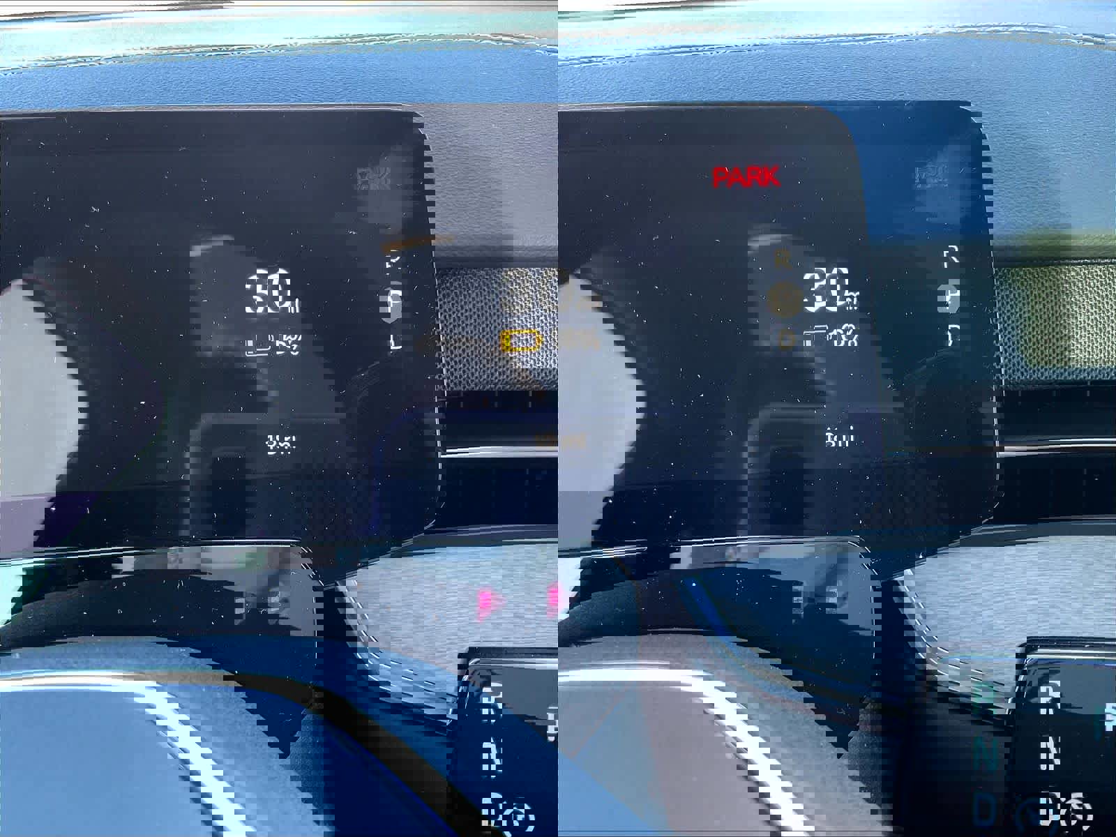 New 2025 Volvo EX90 Plus w/ Protection Package Premier image 19