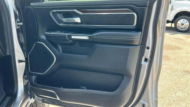 Used 2021 RAM 1500 Laramie AWD/4WD image 10