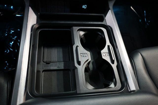 Used 2024 Ford F250 Lariat w/ FX4 Off-Road Package image 90