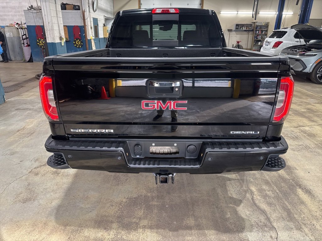 Used 2017 GMC Sierra 1500 Denali w/ Denali Ultimate Package image 3