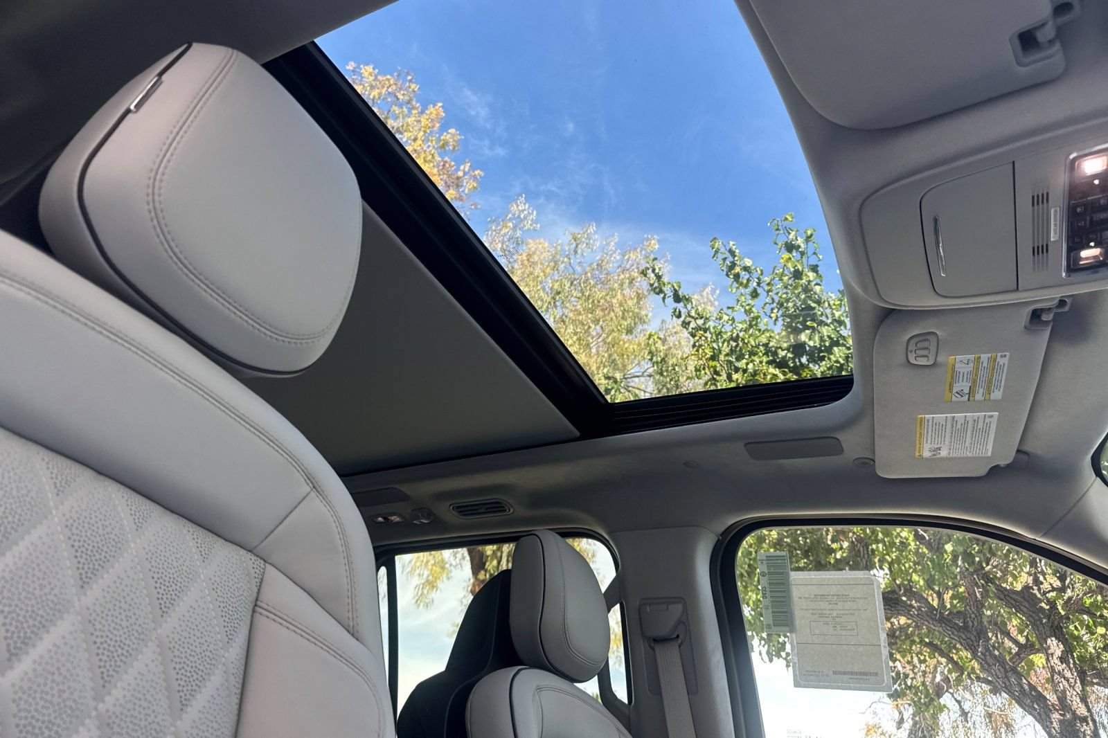 New 2027 Lincoln Navigator L Black Label AWD/4WD image 14