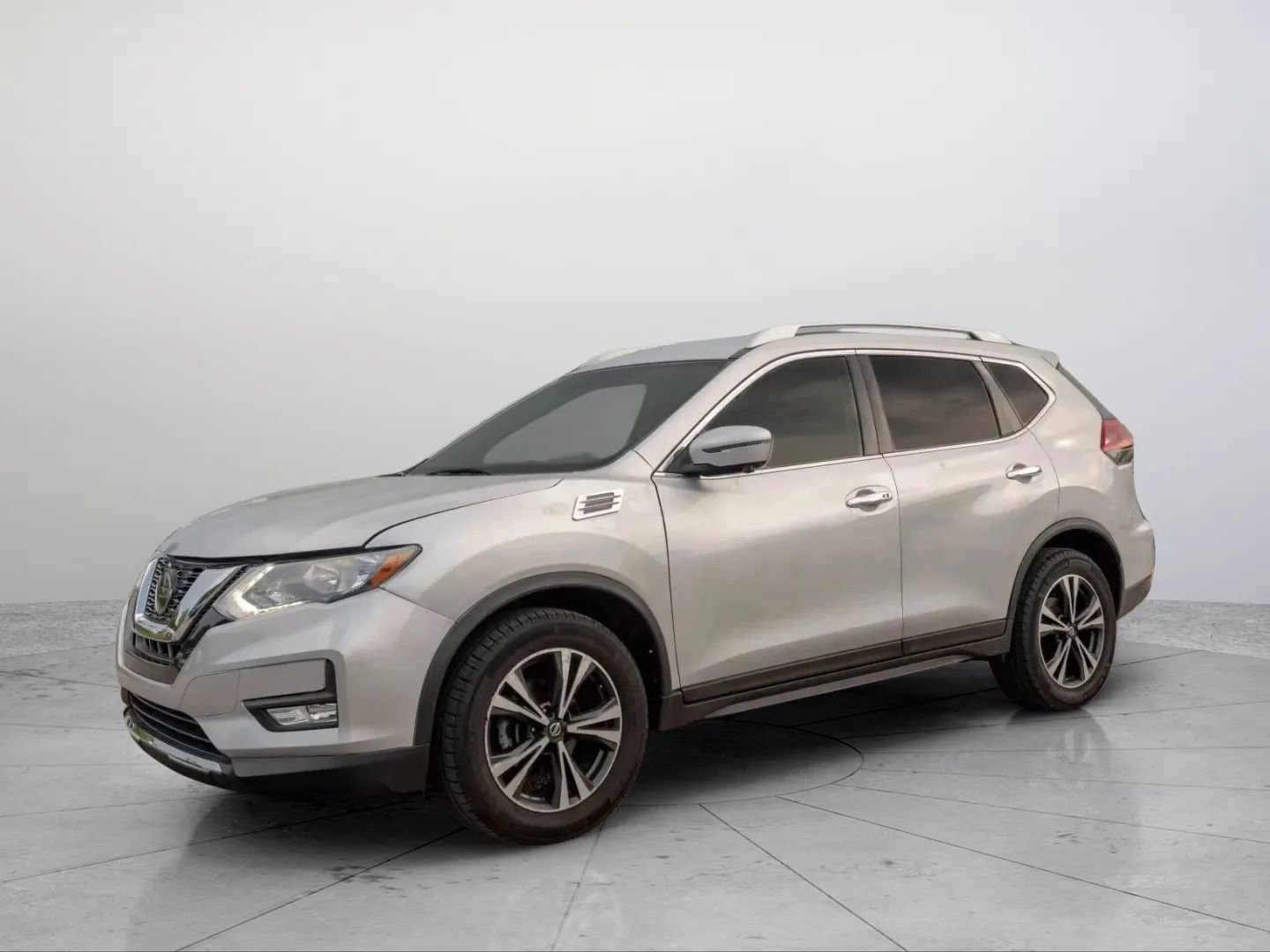 Used 2019 Nissan Rogue SV w/ Premium Package