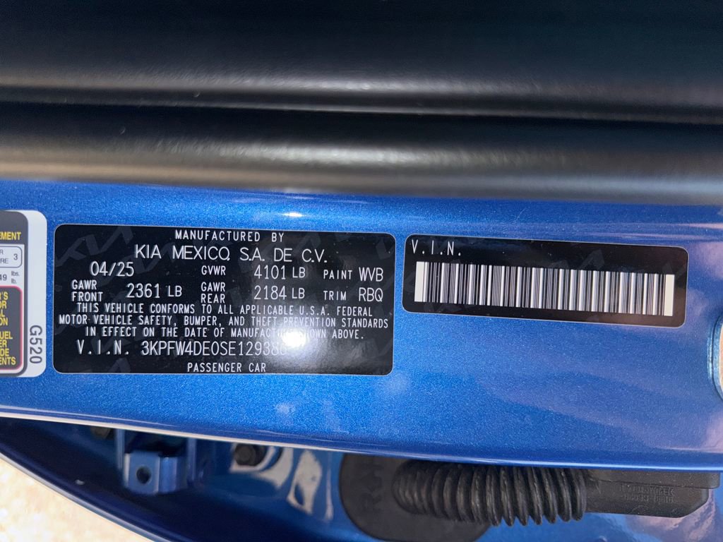 Used 2025 Kia K4 GT-Line image 32